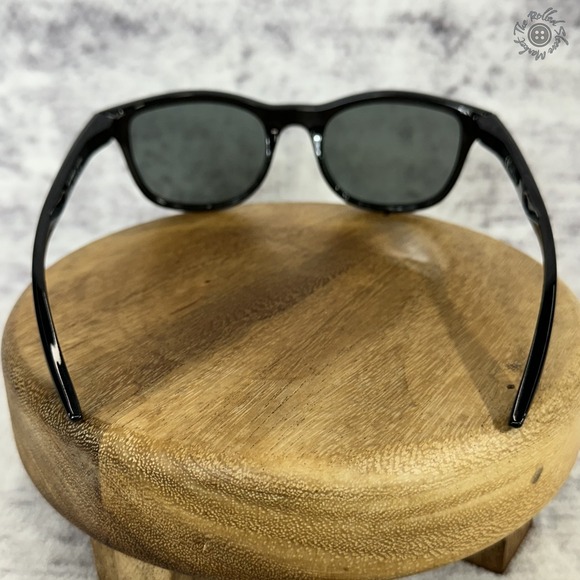 New Nike Rebelry DV6956 011 Sunglasses‎ Black Frame Gold Lens 52-20-140 main image 8
